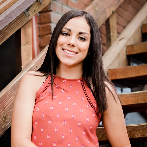 Meet your Posher, Alexis - Picture 1 of 1